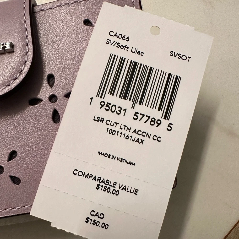 NWT! NEW! Coach Perforated Leather Accordion Card Case Purple Women